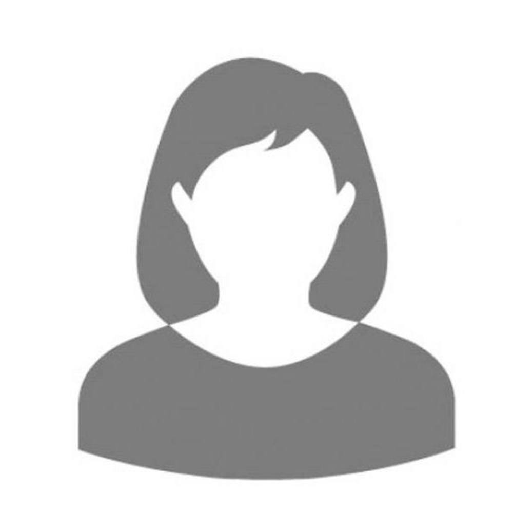 Meet your Posher, Cassandra